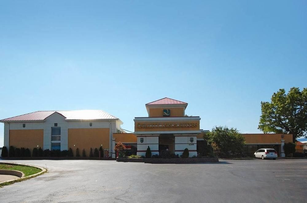 Quality Inn & Suites Kansas City - Independence I-70 East Εξωτερικό φωτογραφία
