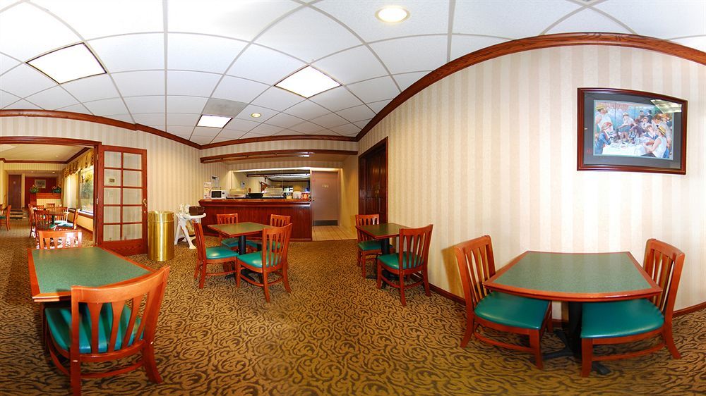 Quality Inn & Suites Kansas City - Independence I-70 East Εξωτερικό φωτογραφία